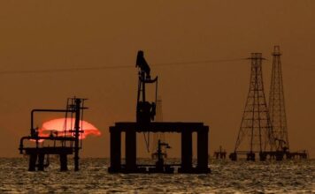 How Historic US –Venezuela Oil Deal Threatens Global Climate Goals