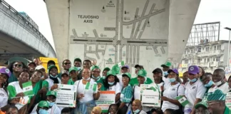 Lagos participants in Nigeria clean up day